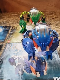 Lot Of Lego Bionicles Vintage Numbers 8562 8561 8564 8565