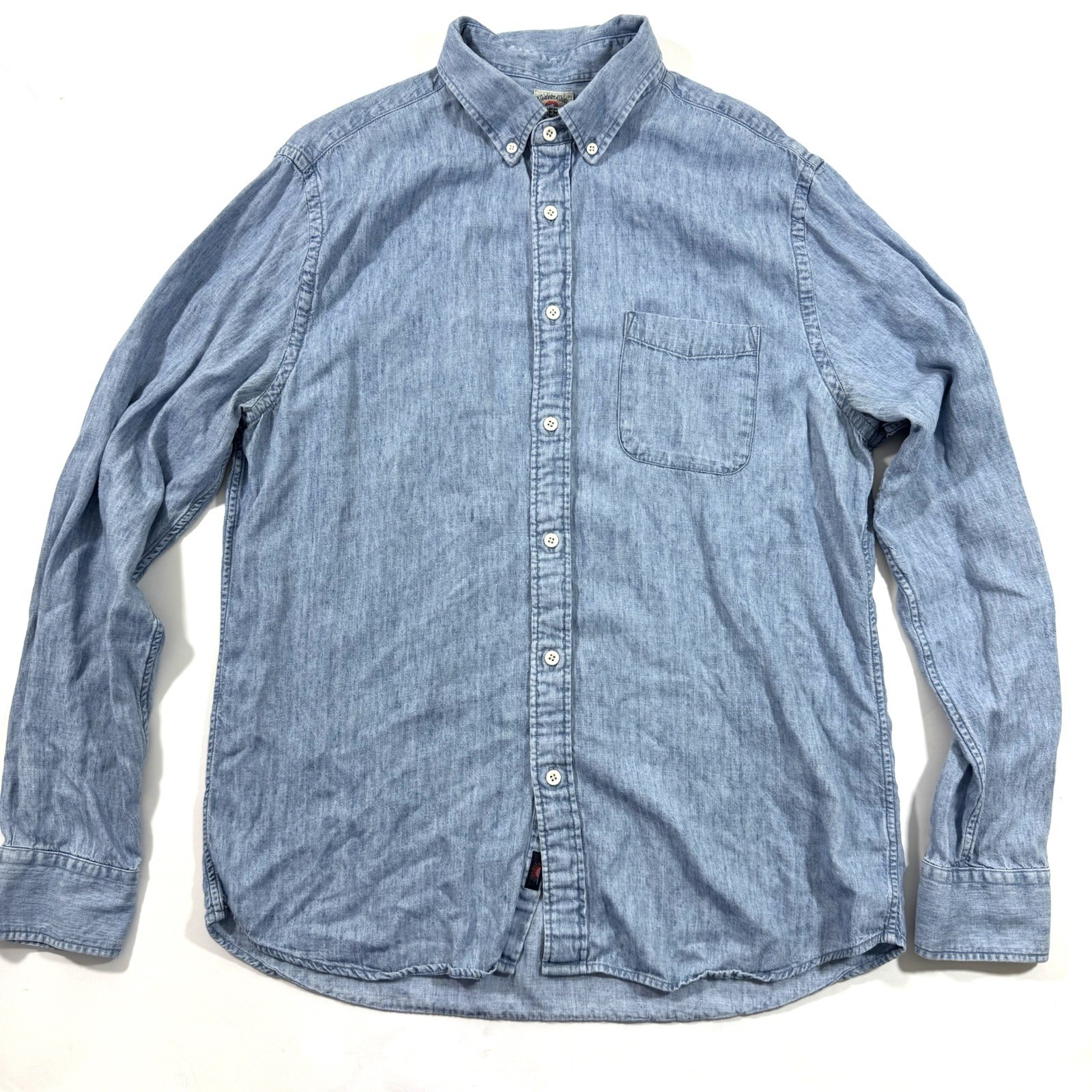 Faherty Chambray Button Down Shirt Blue Size Larg… - image 1
