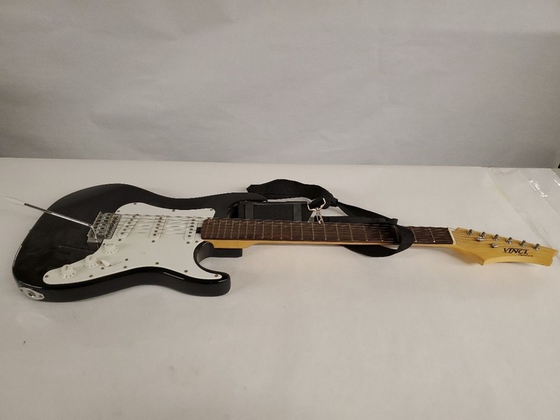 Vinci Signature Black Electric Guitar