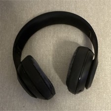 Beats by Dr. Dre Studio3 Black Bluetooth Over-Ear Headphones w/ Case  Cables