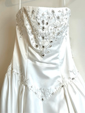 Mori Lee NEW size 12 strapless bridal wedding dress with train