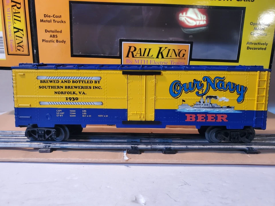MTH Rail King 30-78124 Our Navy Beer O Gauge RailKing Modern Reefer Car OB RARE - Image 2 of 4