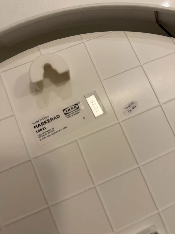 Virgil Abloh x IKEA MARKERAD Reloj de Pared Off-White, Temporal, Usado Foto 3 de 4