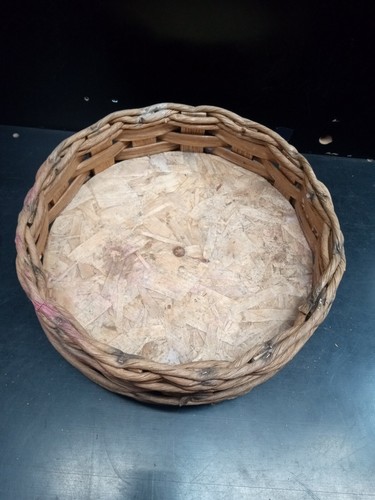 Lazy Susan Style Basket 9 1/2" Diameter 2 1/2" DEEP Wood Wooden Spinning - Picture 7 of 12
