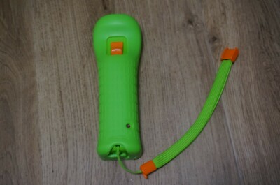 Nintendo Wii Remote Motion Plus Yoshii Special Edition Protective