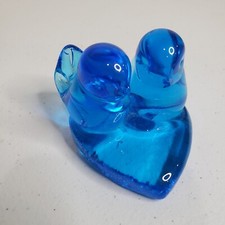 Bluebird of Happiness On Heart Art Glass Figurine, Signed Leo Ward 1996