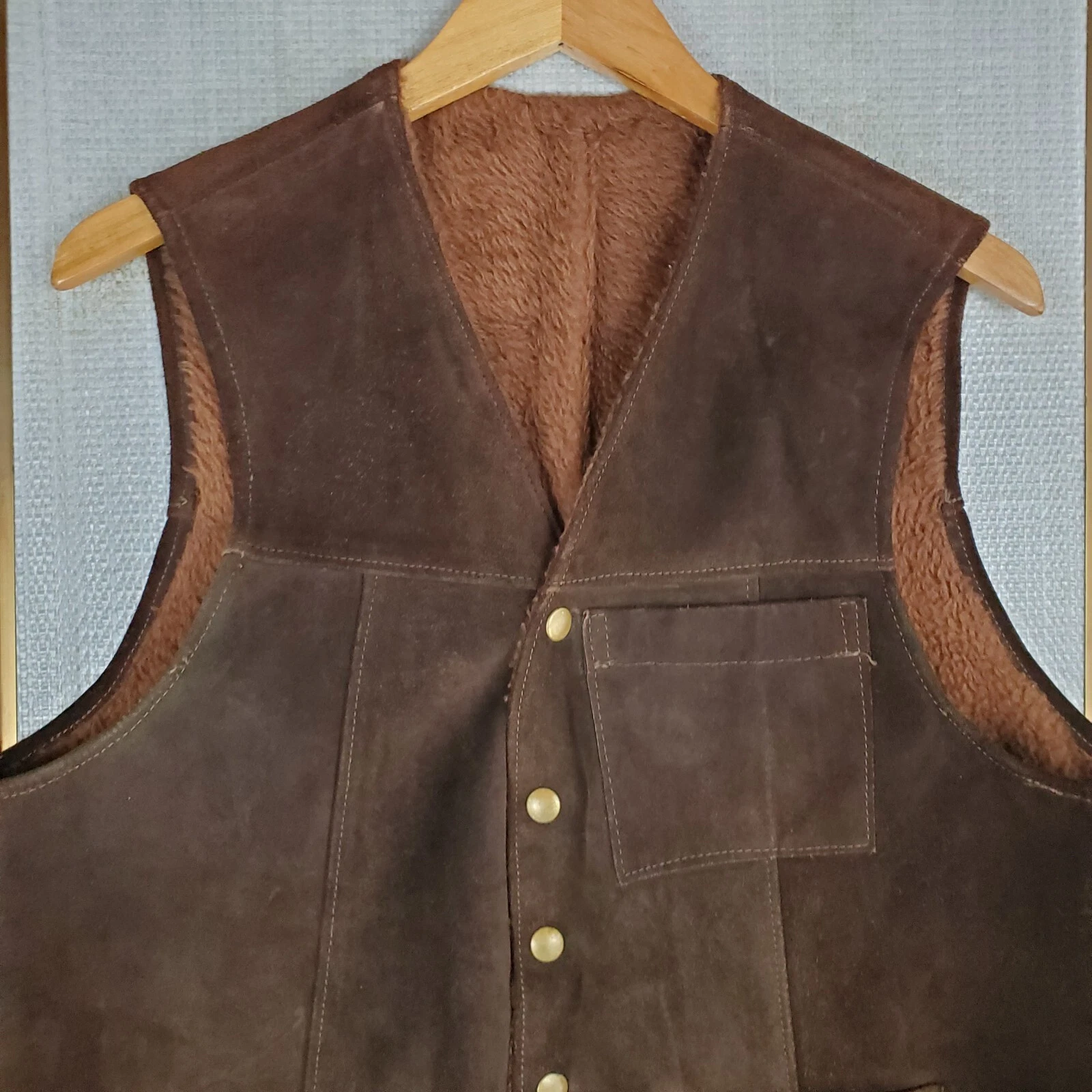 VTG BUCKBOARD Maryland Size 40 Mens Thick Suede Sherpa Snap Vest Western Brown - product detail image 2