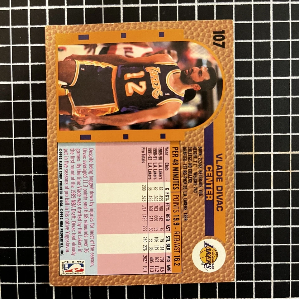 1992-93 Fleer Basketball Vlade Divac #107 Signed - Image 2 of 2