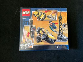 LEGO DC Comics Super Heroes: Superman Metropolis Showdown (76002)