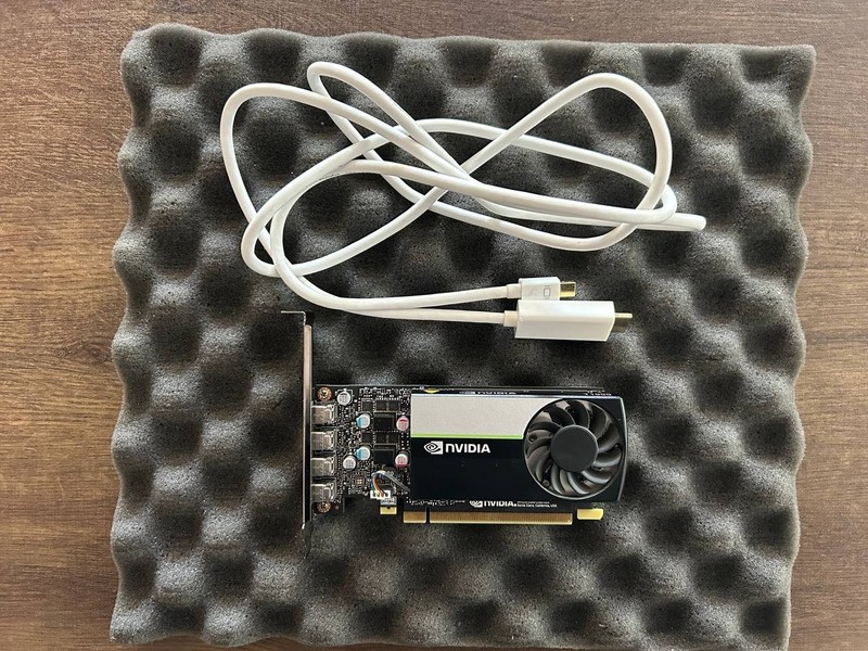 NVIDIA Quadro T1000 8GB GDDR6 Graphics Card with Mini Display cable