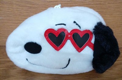 PEANUTS Snoopy Face Pouch Heart Sunglasses