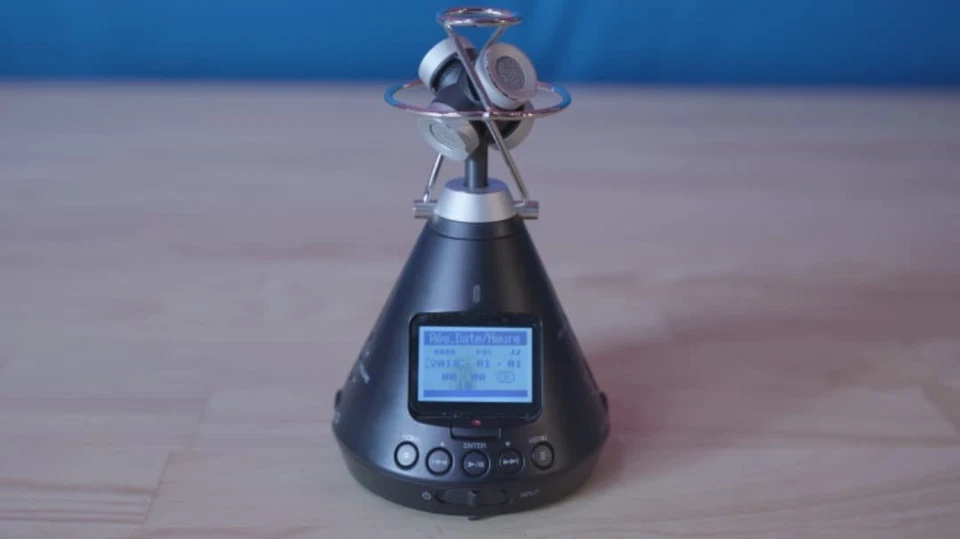 ZOOM H3-VR Virtual Reality Audio Recorder 360 Ambisonic Mic with CBH-3 Carrying - Image 3 of 4