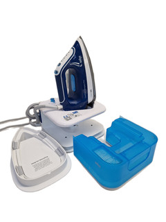 Braun CareStyle IS2565BL Compact Pro Corded Steam Iron Blue (Faulty/Marks)