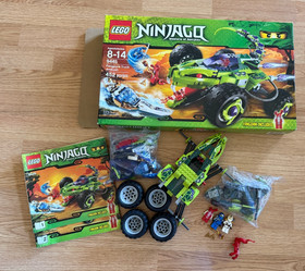 Lego Ninjago #9445 Fangpyre Truck Ambush Complete w/ Minifigures & Manuals box