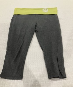 Mossimo Supply Yoga Pants M  Grey Cropped Fold Down Waist Workout Soft Capri