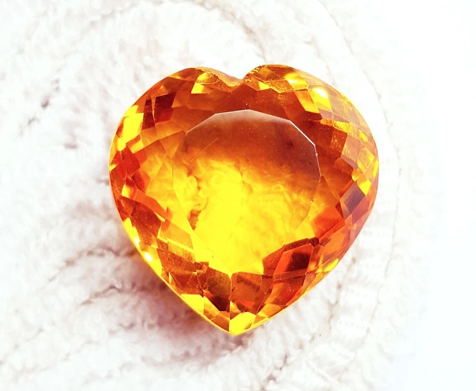 Piedra preciosa suelta con forma de corazón de topacio amarillo certificado 89,05+ quilates con regalo gratis Foto 3 de 4