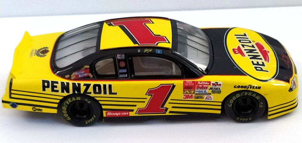 ACTION PERFORMANCE  1:24 AUTO DIE CAST CHEVROLET MONTE CARLO 2002 PENNZOIL - Immagine 3 di 4