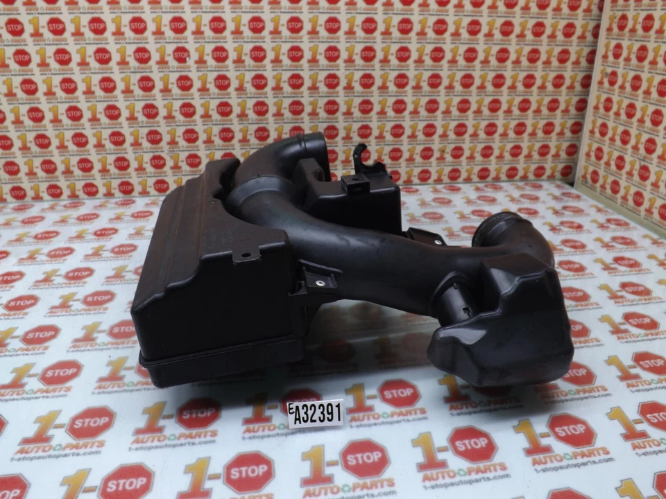 Tubo de conducto resonador de admisión de aire Hyundai Elantra 2012-2016 28220-3X320 OEM Foto 3 de 4