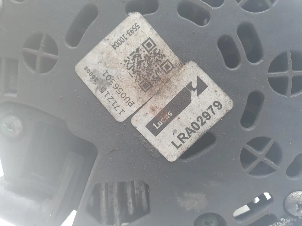 FORD S MAX Alternator 1753 Diesel 2010 QYWA  - Image 2 of 4