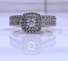 "Neil Lane" Rundschliff Diamant Doppel Kissenrahmen Hochzeit Set.
