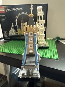 LEGO ARCHITECTURE: London (21034) With Box And Instructions