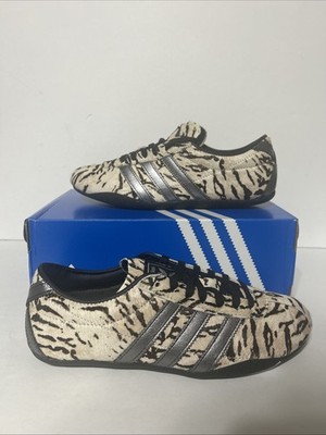 adidas Tokyo KI4173 Zebra Off White Core Black Wonder White Women's Size 7