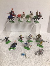 Vtg Britains Ltd 1971 Deetail Medieval Knights Horses 14 Piece Lot PLEASE READ
