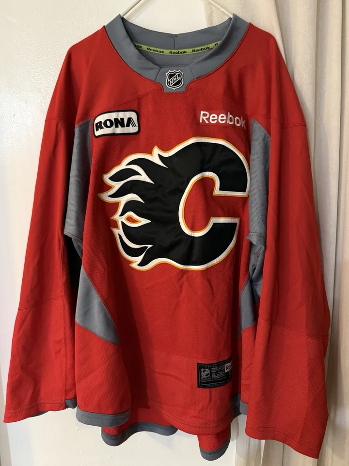 Vintage Calgary Flames Jersey Size 2XL - Image 2 of 3