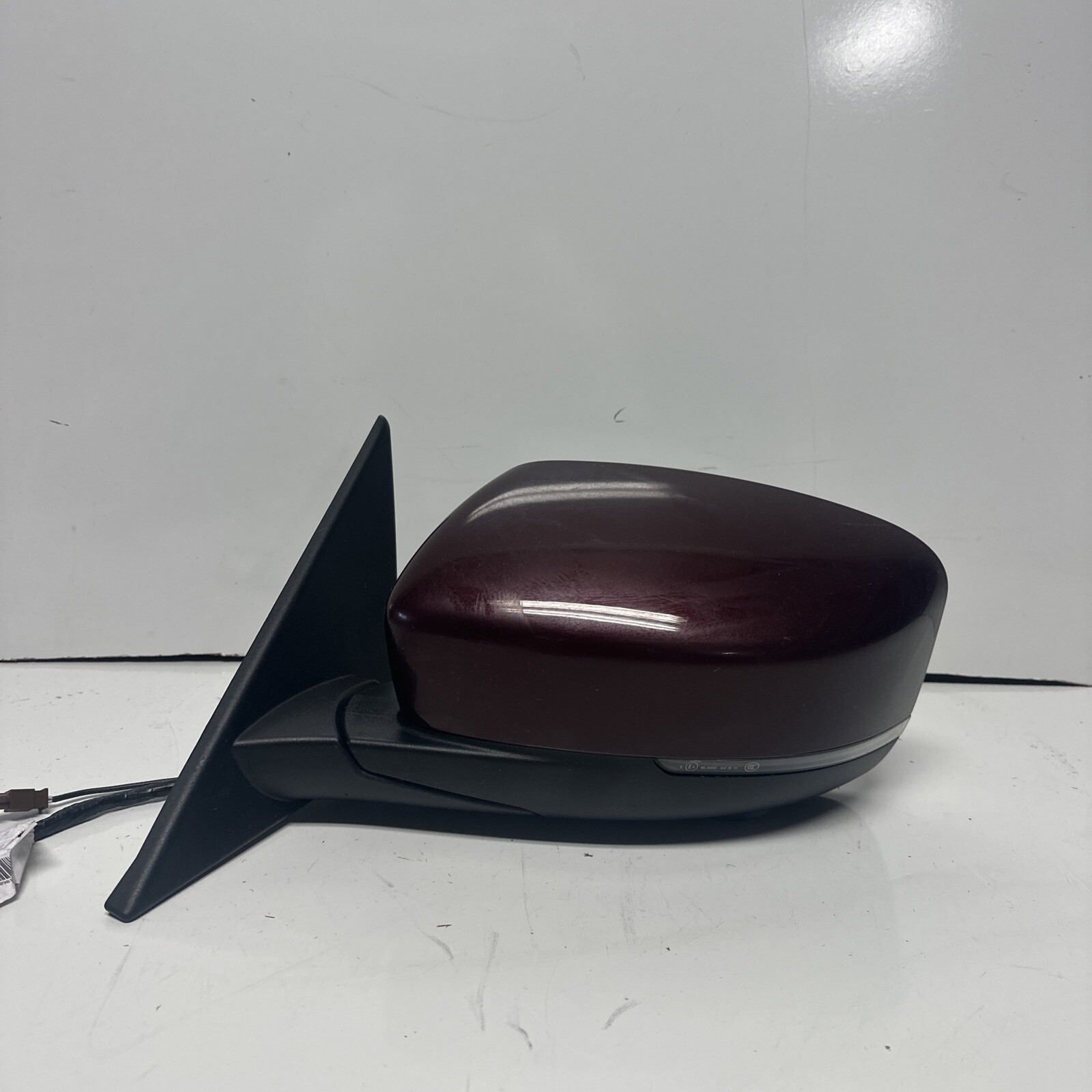 MASERATI LEVANTE FRONT DOOR MIRROR LH OEM CAMERA 2017 2018 2019 2020
