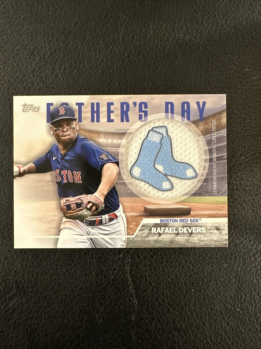 2023 Topps Series 2 Father's Day Commemorative Team Logo Patch