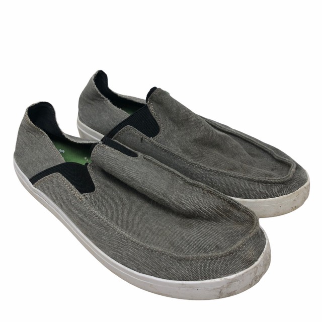 gray sanuks