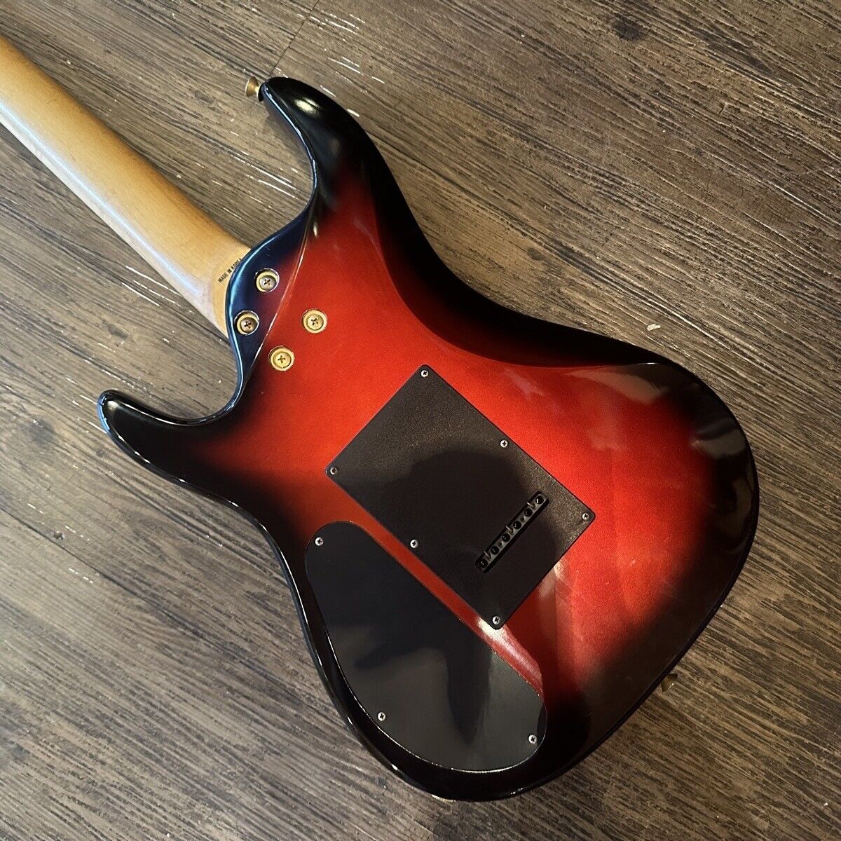 Electric Guitar Aria Pro Ⅱ Magna Series Red Burst Made in Electric Guitar Aria Pro Ⅱ Magna Series Red Burst Made in