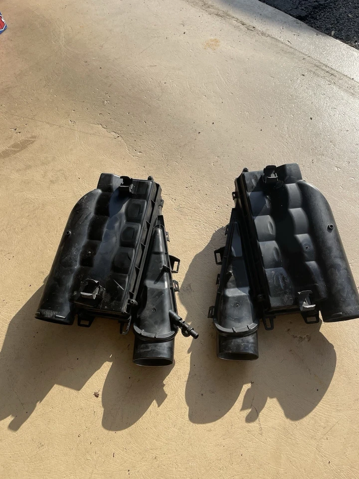 2013-2019 MERCEDES GL550 GL450 4.7L MOTOR DIREITO LIMPADOR DE AR CAIXA DE ENTRADA - Imagem 2 de 3