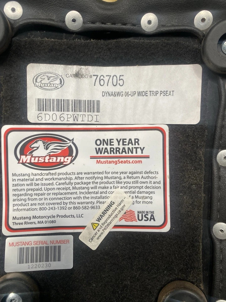 Сиденья мотоциклетные Mustang 76705 сиденье для Harley-Davidson Dyna 2006-'17 (черные) - Изображение 4 из 4