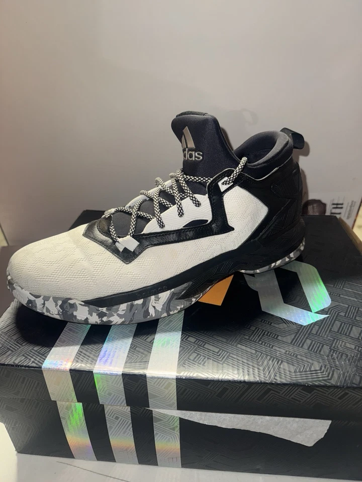 Zapatillas de baloncesto Adidas Dame D Lillard 2 bajas para hombre negras/blancas camufladas talla 13 Foto 3 de 4