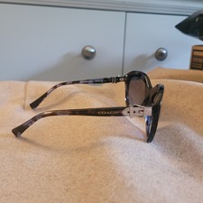 Lunettes de soleil papillon oversize grises dégradées