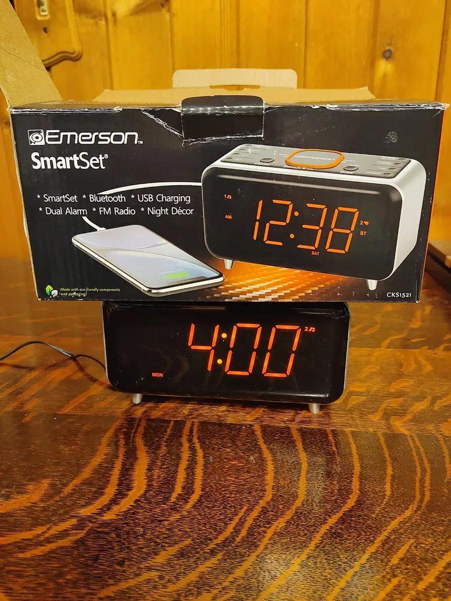 Emerson SmartSet Jumbo Display Dual Alarm Clock Radio Bluetooth Speaker FMRadio