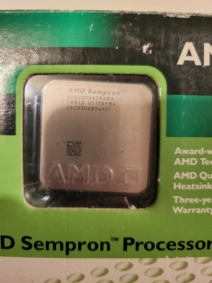 AMD Sempron 2800+ 1600MHz 256KB Cache Socket 754 CPU SDA2800AI03BA - Image 2 of 2