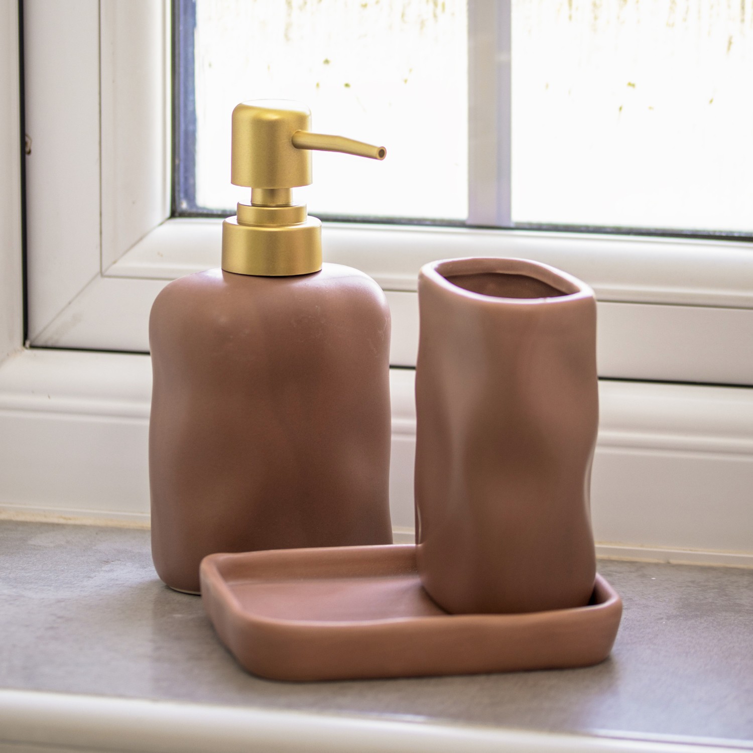 3 Piece Taupe Brown Ripple Stoneware Bathroom Accessories Set Modern Decor