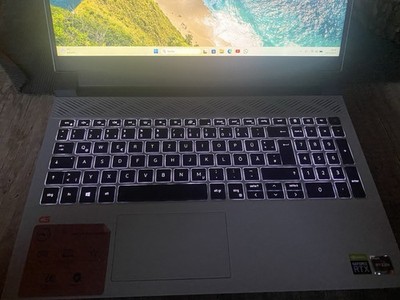 Dell G15 Gaming Laptop | RTX 3050 | Ryzen 5 | 24GB RAM | 120Hz | Top Zustand
