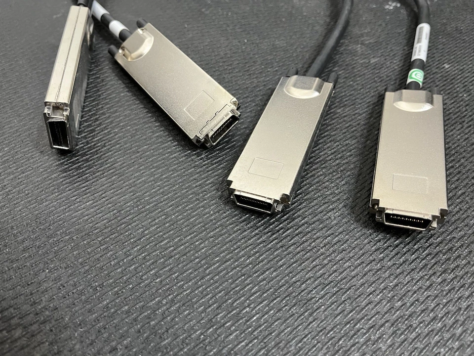 Alcatel-Lucent OS6850-CBL-60 120259-90 31" Stacking Cable Omniswitch 2 Of Them - Image 2 of 4