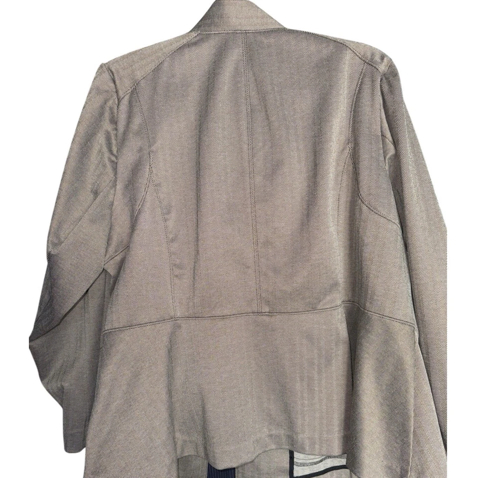 Lane Bryant Women's Gray Herringbone Collarless Blazer Jacket Size 24 - Image 2 of 4