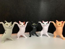 2 Random Cute Cat Pen Holder Desk Decoration