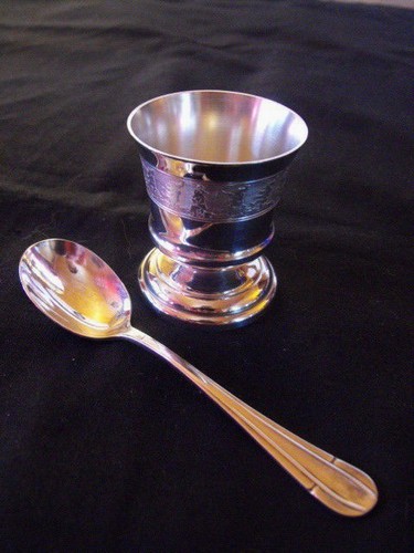 Coquetier décor Nains et petite cuillère en métal argenté Baptême Naissance - 第 1/8 張圖片
