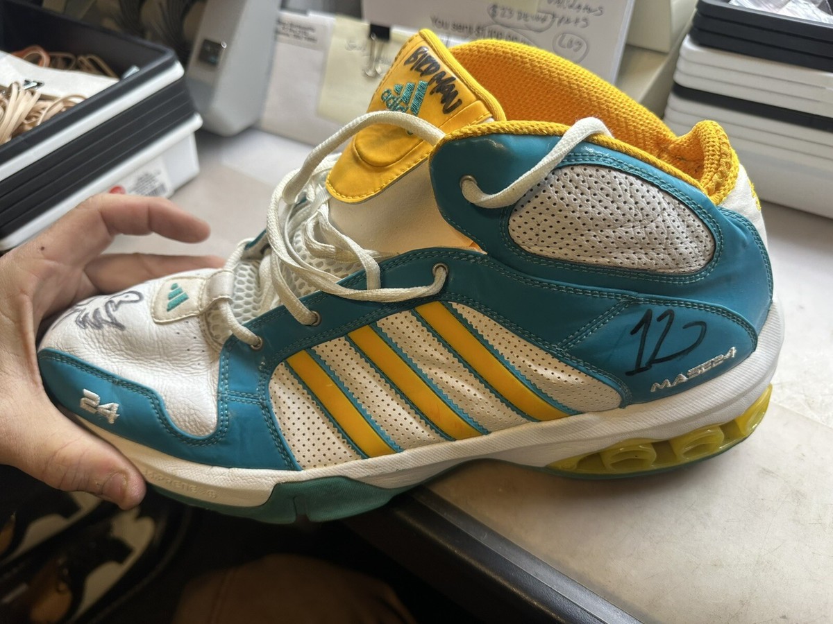 Desmond Mason PE NBA Game Shoe SIGNED RARE Adidas Hornet Birdman