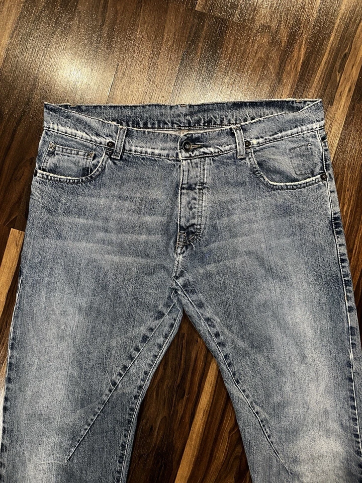 Rick Owens DRKSHDW 修身直筒中号水洗牛仔裤 36 X 29 阅读 — 第 4/4 张图片