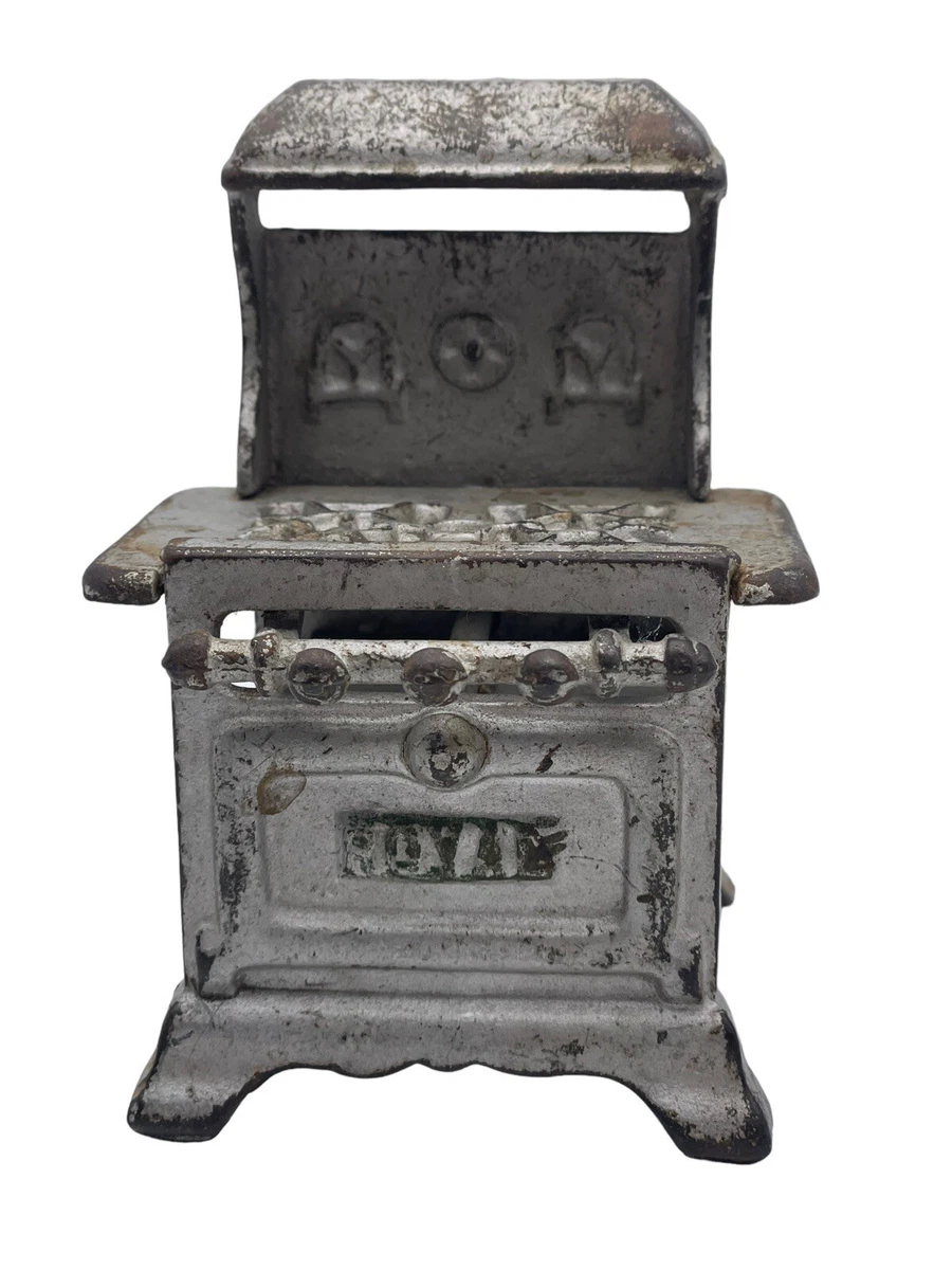 Vintage Royal Miniature Cast Iron Stove Dollhouse Replica Toy Antique Oven  Small | eBay