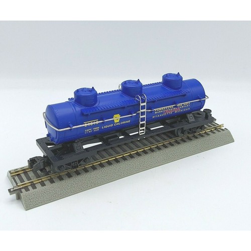 K-LINE S GAUGE K511-013 Pennsylvania Salt Tank Car NIB - Picture 2 of 8