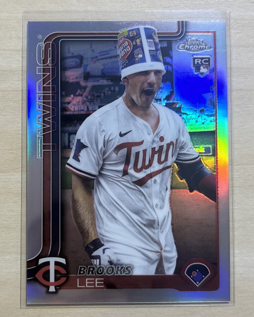 2025 Topps Chrome Update Brooks Lee #USC6 Image Variation SP SSP Refractor RC