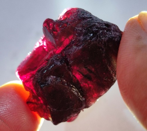 Certified Natural Red Painite Rough Unheated 91.30 Ct Mozambique Facet Gemstone - Picture 3 of 9
